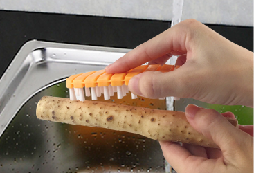 Fruit and vegetable cleaning brush