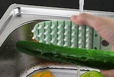 Fruit and vegetable cleaning brush